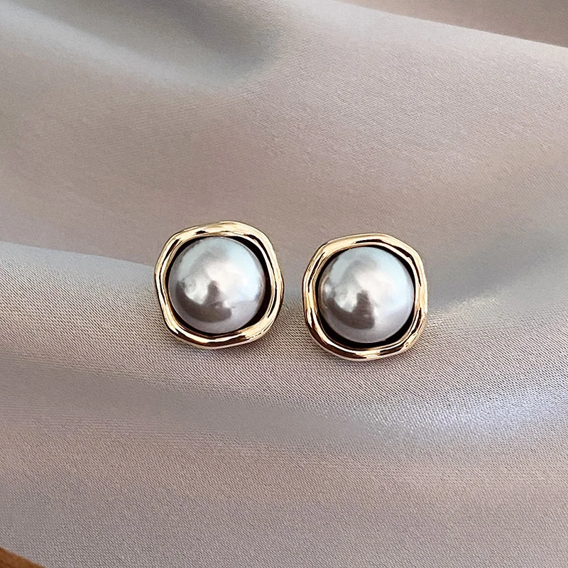 Boucles d'oreilles Élégantes avec Perle Noire